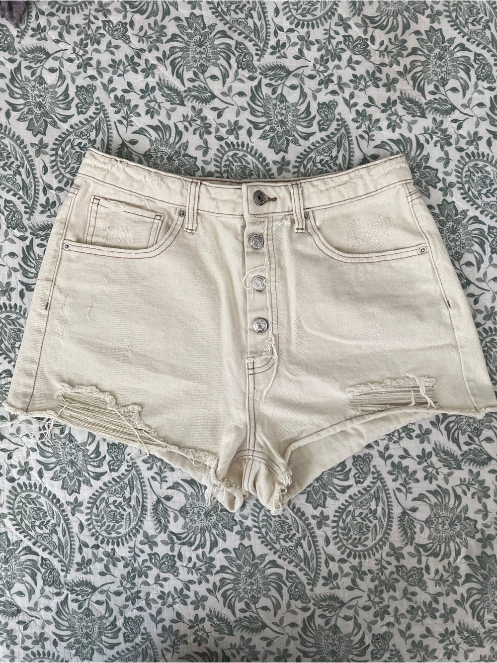 Wild Fable High Waist Shorts, Cream, Size 10, EUC
